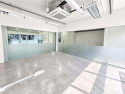 Carros Centre (D25), Factory #618128471